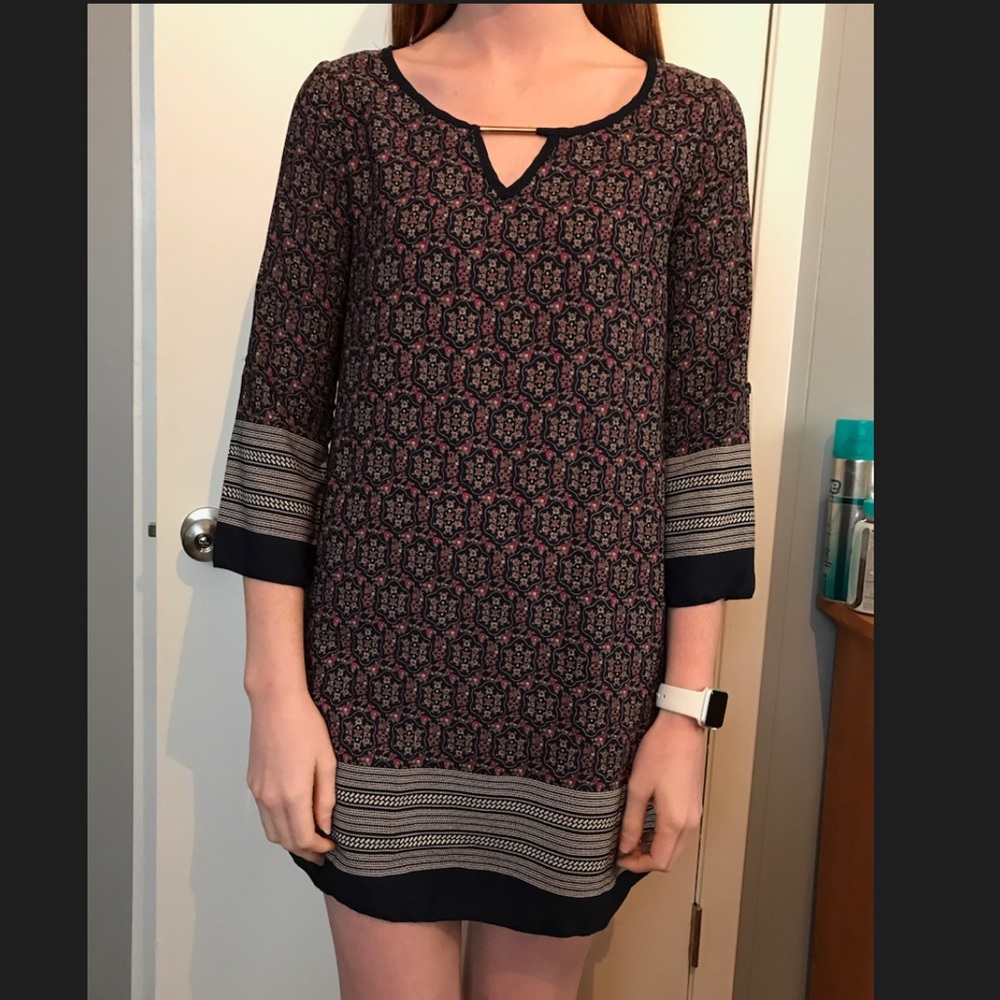 Beautiful details AND comfort?! Here's your dress!